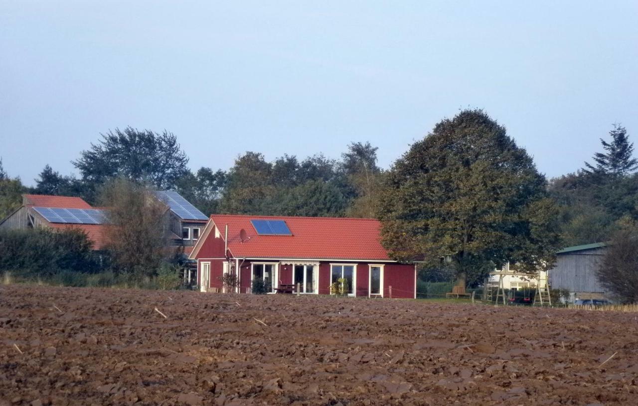 Lindhus Groedersby *
